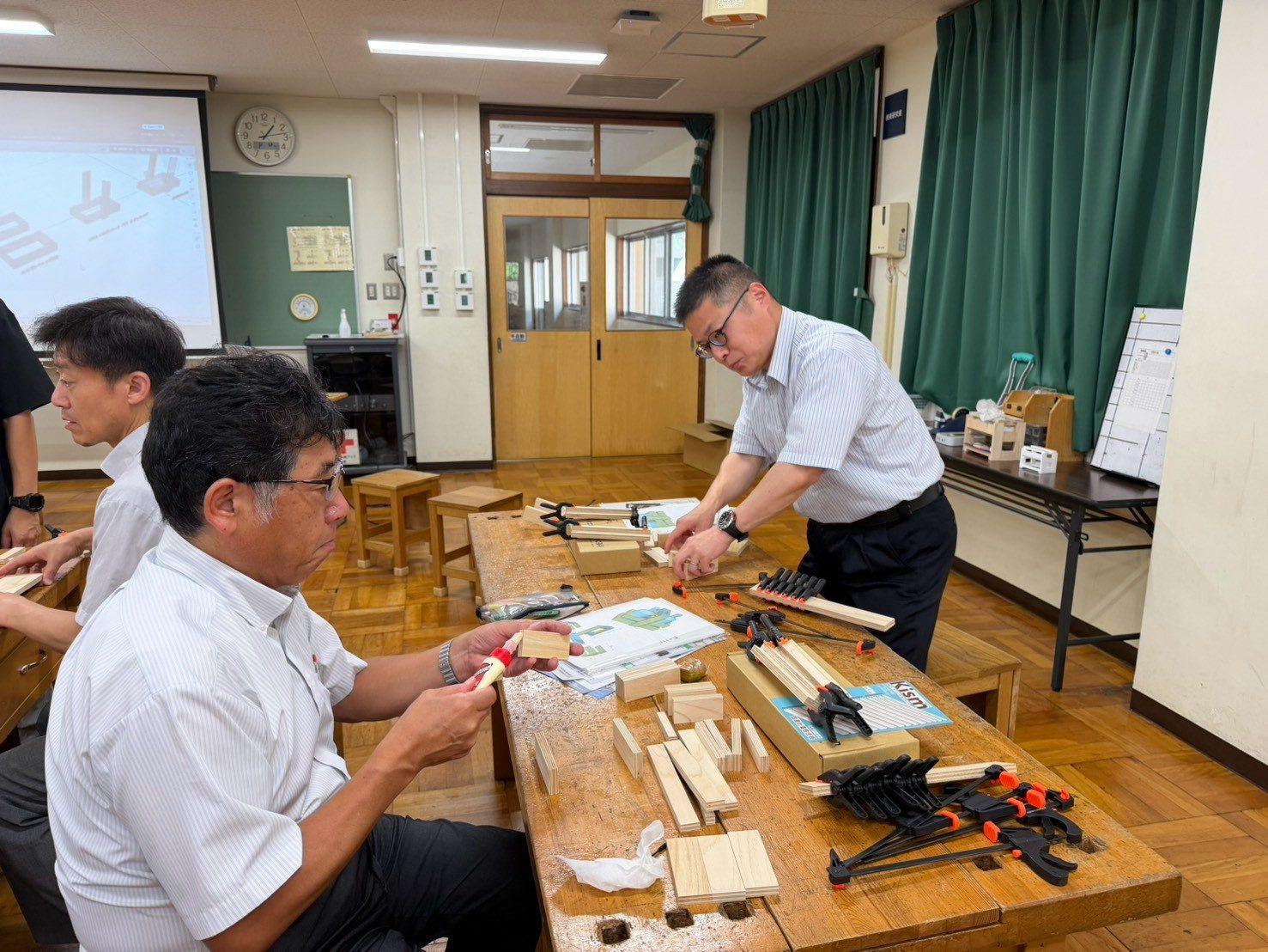 山形市中学校教育研究会 技術・家庭部会研修会でcaDIY3Dによる設計体験を行いました